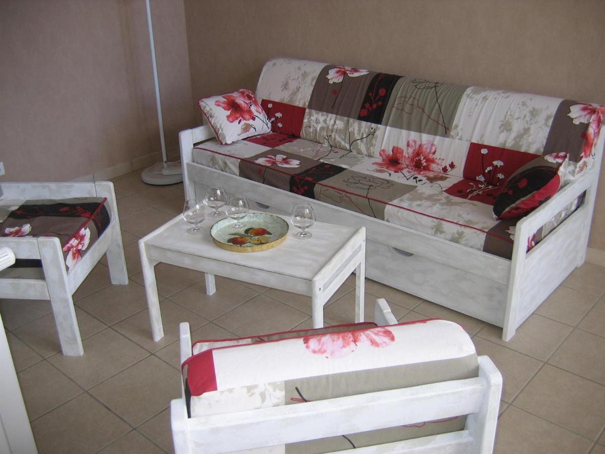 Bed and Breakfast Ferme Du Pigeonnier Montceau-et-Echarnant Exterior foto